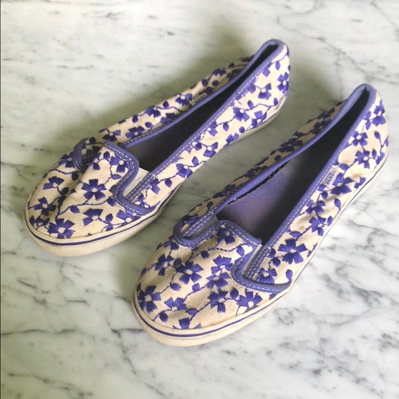 vans with purple flowers